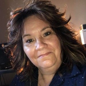 Meet your Posher, Stacy